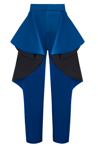 The Cimone AW17 “Smoulder” pant is a artful mix between a trouser and a skirt, with an elegant two-tone side drape. These trousers are a dramatic statement!